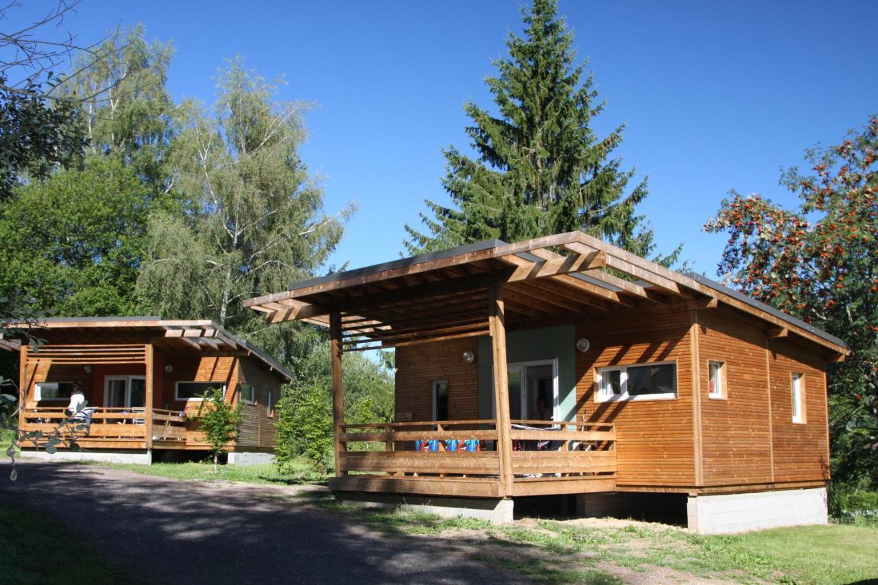 Camping Les Vernieres La Bourboule Sancy Exterior photo