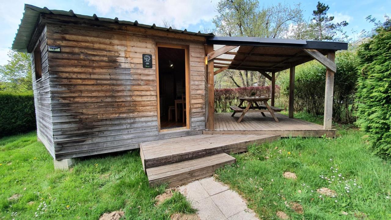 Camping Les Vernieres La Bourboule Sancy Exterior photo